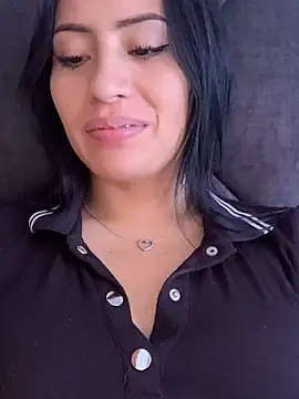 Sara luna  online show from December 2024 02:31:02 PM