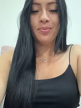 Sara luna  online show from November 2025 12:25:01 AM
