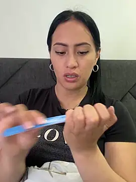 Sara luna  online show from February 2026 04:59:01 PM