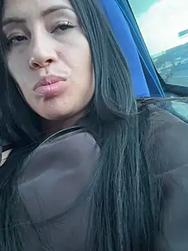 Sara luna  online show from November 2025 08:34:02 PM