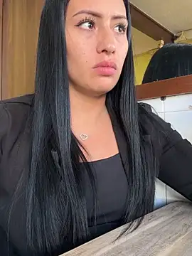 Sara luna  online show from February 2026 08:11:02 PM