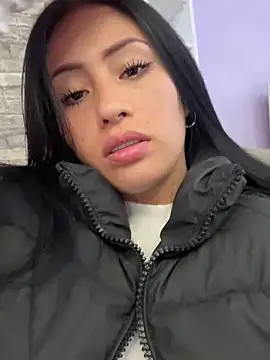 Sara luna  online show from December 2024 03:25:02 PM