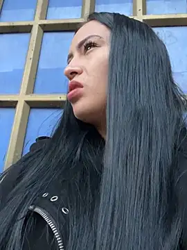 Sara luna  online show from July 2026 11:11:02 PM