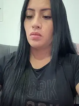 Sara luna  online show from December 2025 08:42:02 PM