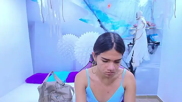 DEMI LEED online show from October 2025 11:31:01 AM