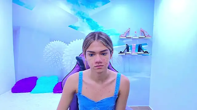 DEMI LEED online show from December 2025 01:03:02 PM