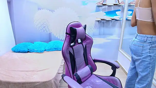 DEMI LEED online show from March 2026 12:06:01 PM