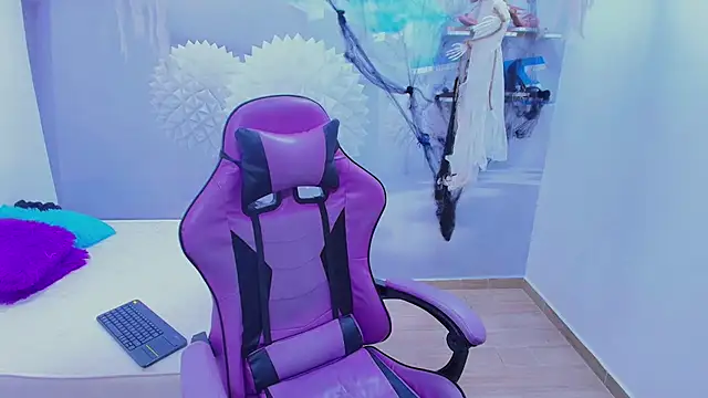 DEMI LEED online show from November 2025 12:32:02 PM