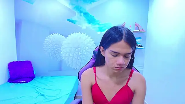 DEMI LEED online show from December 2025 01:49:01 PM