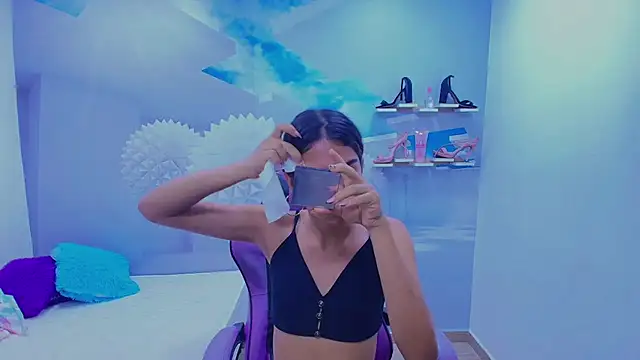 DEMI LEED online show from November 2025 11:33:01 AM