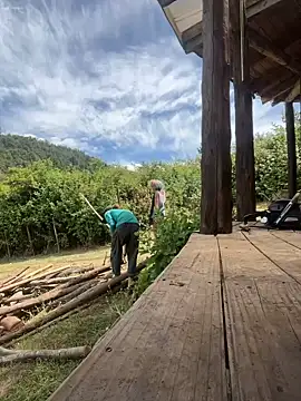 Snapshot of sammoura01 chatting on January 2025 03:01:02 PM sammoura01 online show from January 2025 03:01:02 PM