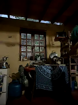 sammoura01 online show from November 2025 08:57:01 PM