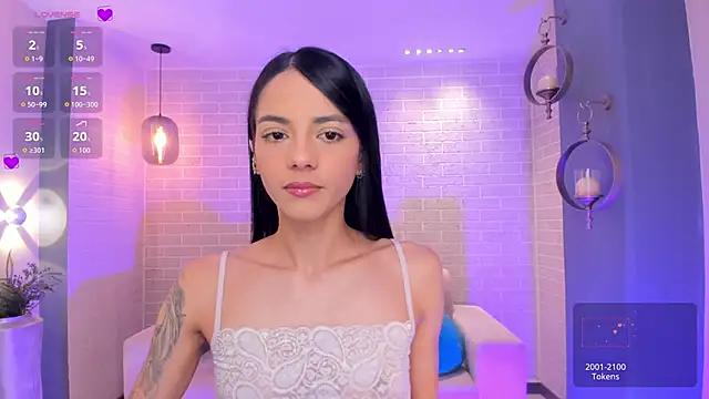 HannahJamesX online show from February 2026 01:02:01 PM