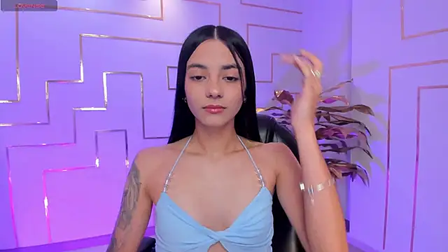 Snapshot of HannahJamesX chatting on September 2025 05:44:01 PM HannahJamesX online show from September 2025 05:44:01 PM