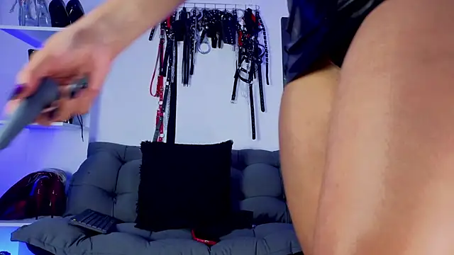 KateStone online show from March 2026 10:36:01 PM