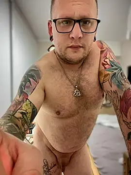 PierreNaked89 online show from October 2025 10:18:02 PM