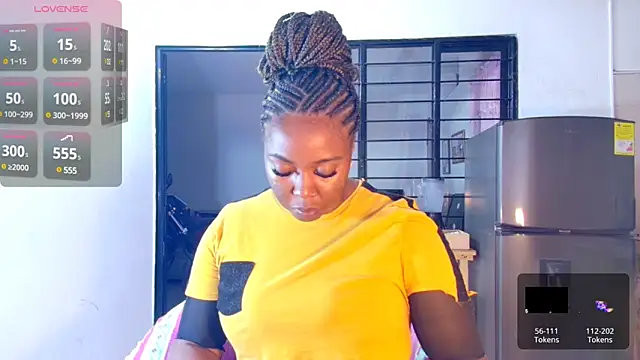 Snapshot of CiaraEbony chatting on March 2025 12:44:01 AM CiaraEbony online show from March 2025 12:44:01 AM