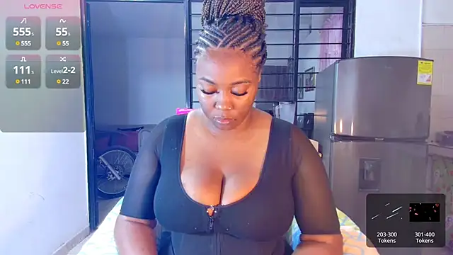 Snapshot of CiaraEbony chatting on March 2025 12:58:02 AM CiaraEbony online show from March 2025 12:58:02 AM