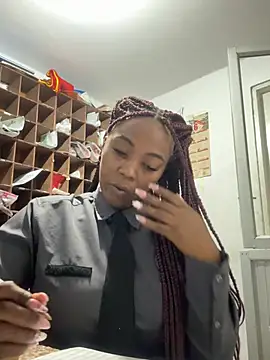 CiaraEbony online show from June 2026 01:05:01 AM