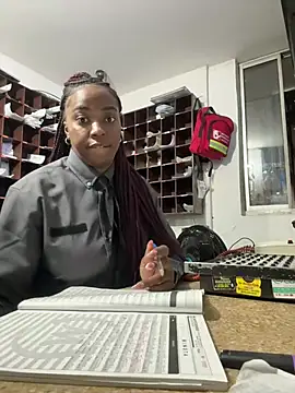 CiaraEbony online show from May 2026 12:20:01 AM