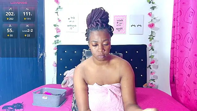 CiaraEbony online show from October 2025 01:04:02 AM