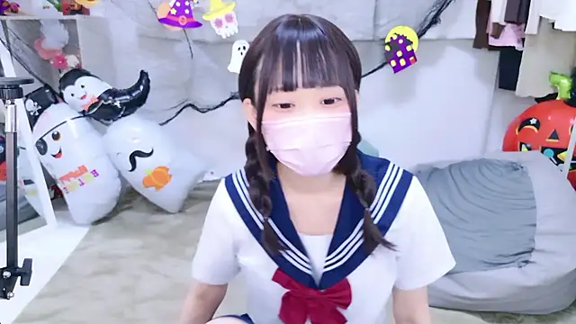 Snapshot of x-naru-x chatting on October 2025 03:31:02 PM x-naru-x online show from October 2025 03:31:02 PM