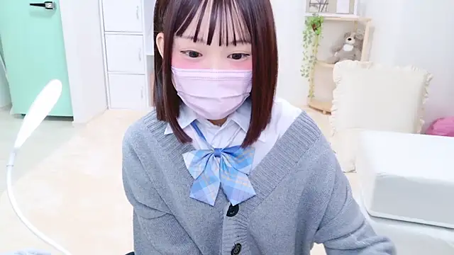 Snapshot of x-naru-x chatting on December 2024 04:59:02 PM x-naru-x online show from December 2024 04:59:02 PM