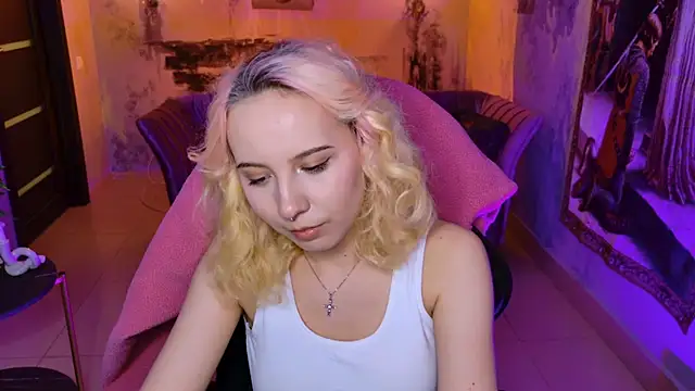 JasmineMilko online show from March 2025 08:15:01 AM