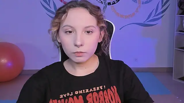 JasmineMilko online show from October 2025 05:11:02 AM