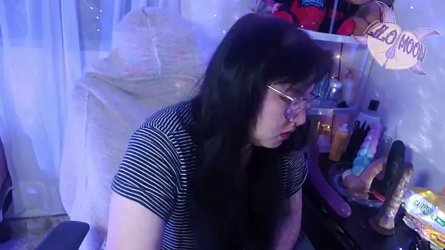 LiloMoon69 online show from March 2025 04:01:01 AM