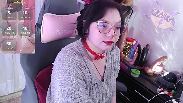 LiloMoon69 online show from October 2025 02:10:01 PM
