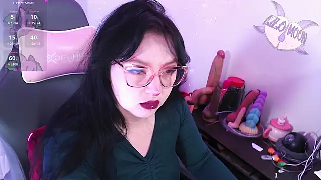 LiloMoon69 online show from May 2026 03:12:02 AM