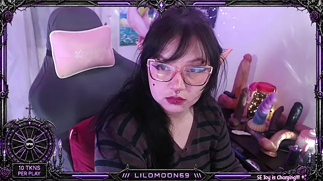 LiloMoon69 online show from June 2026 09:50:01 AM