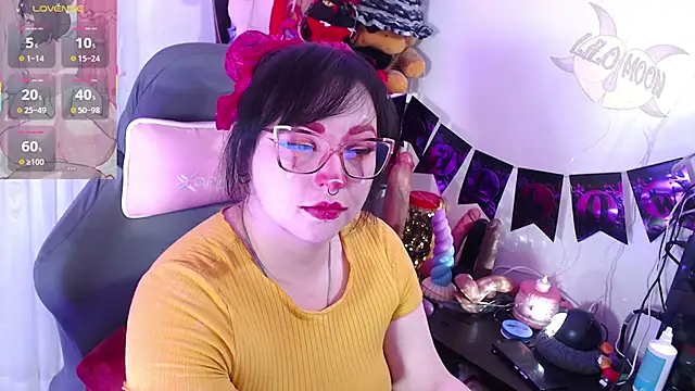 LiloMoon69 online show from October 2025 11:20:02 AM