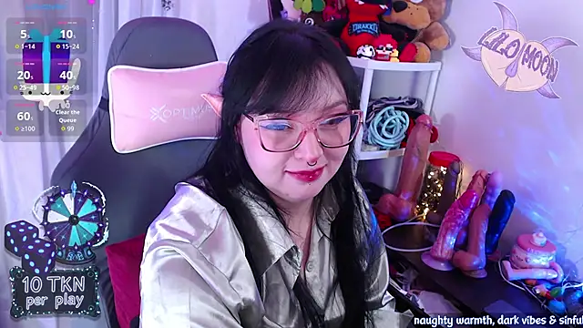 LiloMoon69 online show from December 2025 01:55:01 PM