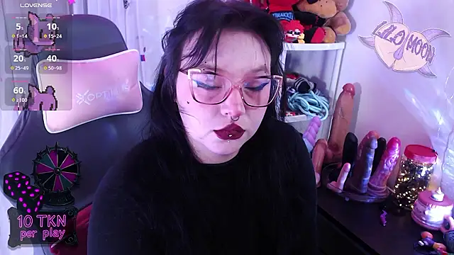 LiloMoon69 online show from February 2026 01:49:02 PM