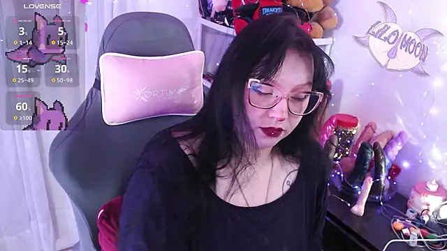 LiloMoon69 online show from March 2026 02:32:02 PM