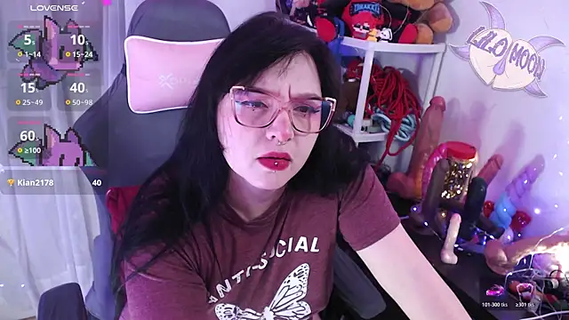 LiloMoon69 online show from March 2026 01:27:02 PM