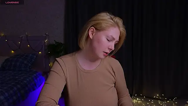 Catherine River online show from February 2026 06:04:02 PM