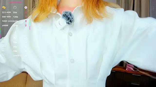 Snapshot of DominikaElis chatting on November 2025 09:04:01 PM DominikaElis online show from November 2025 09:04:01 PM