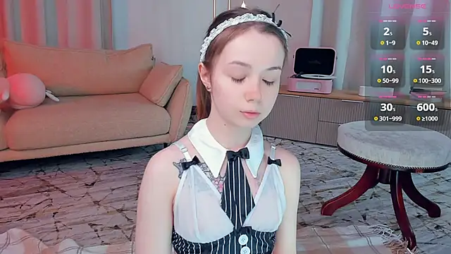 DominikaElis online show from April 2026 07:09:01 PM