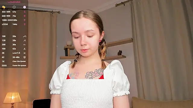 DominikaElis online show from September 2025 08:31:01 PM