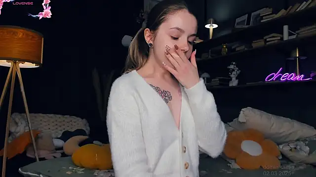 DominikaElis online show from March 2025 12:34:02 AM