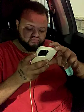 papijusto online show from November 2025 05:55:01 AM