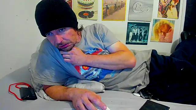 cloudyystar666 online show from November 2025 10:43:02 PM