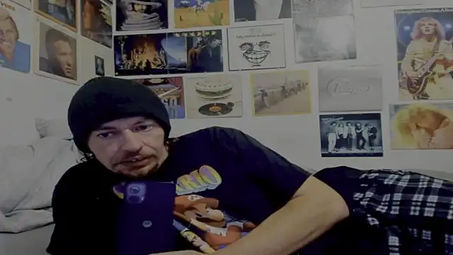 cloudyystar666 online show from November 2025 06:02:02 AM