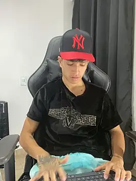  CamiloBass online show from March 2026 02:04:02 AM