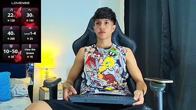 Snapshot of _CamiloBass chatting on July 2026 12:41:02 AM CamiloBass online show from July 2026 12:41:02 AM