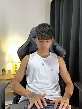  CamiloBass online show from April 2026 02:02:02 AM