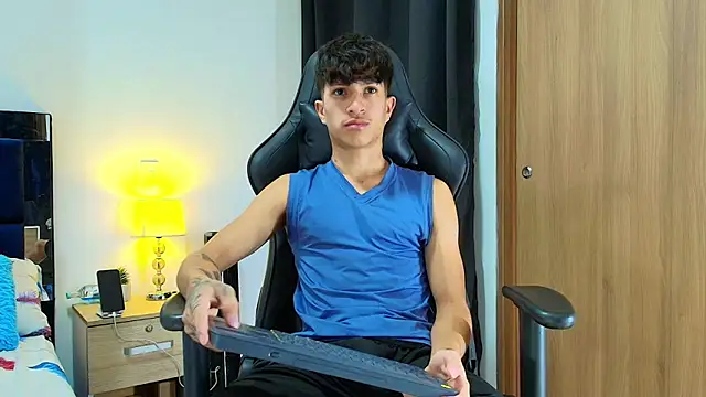  CamiloBass online show from May 2026 01:47:01 AM